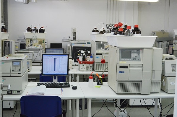 Přístrojové vybavení chemických laboratoří pro rozbor potravin